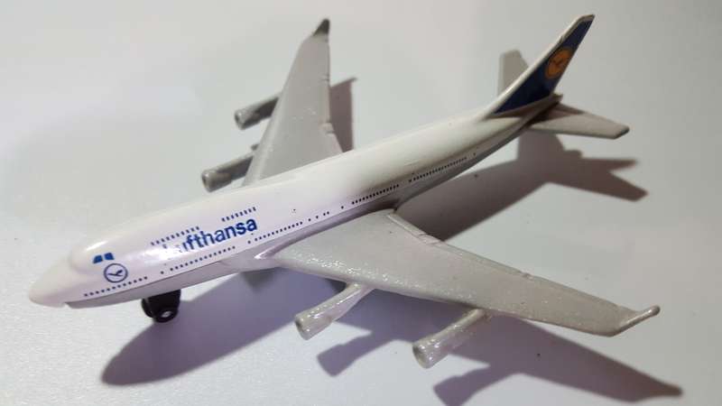 MATCHBOX 1988 Boeing 747-400 Lufthansa