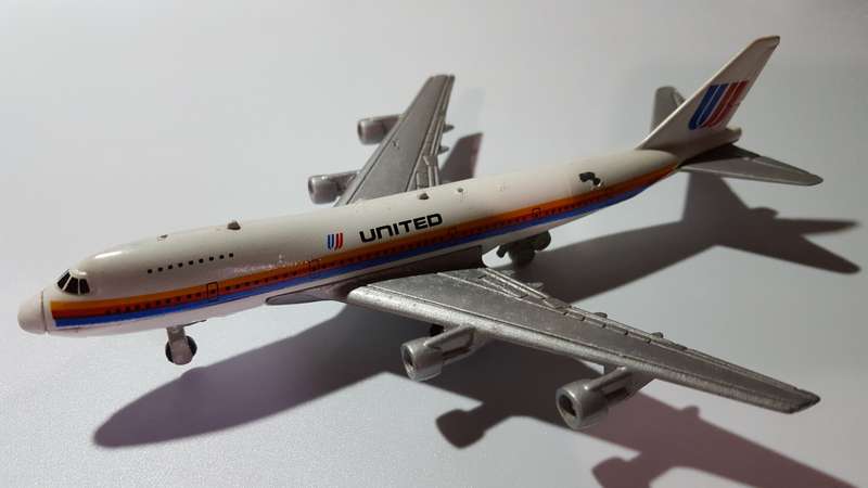 ERTL 1988 Boeing 747-200B United Airlines