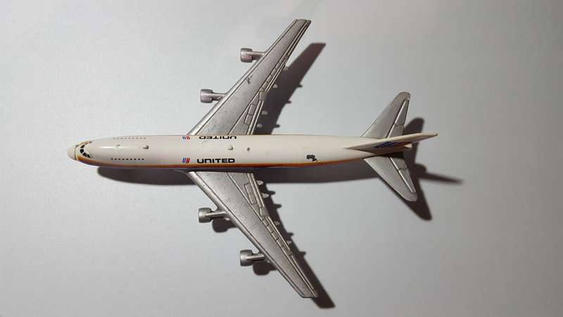 ERTL 1988 Boeing 747-200B United Airlines