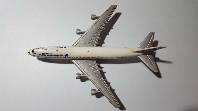 ERTL 1988 Boeing 747 Air France