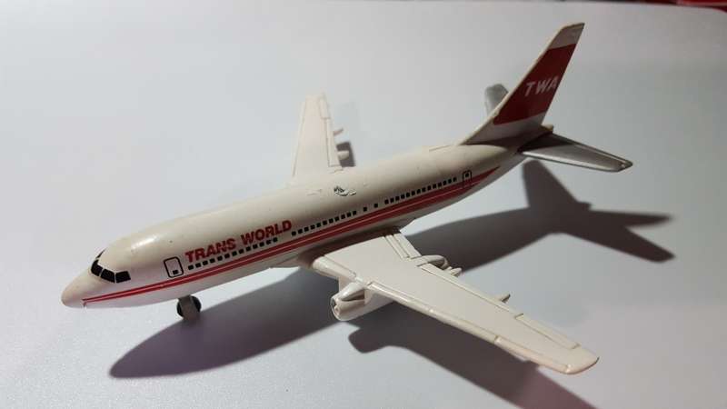ERTL Boeing 737 Trans World TWA