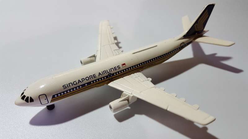 MAJORETTE Airbus A300 Singapore Airlines