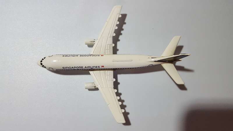 MAJORETTE Airbus A300 Singapore Airlines