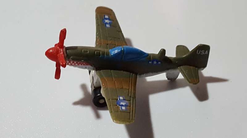 Micro Machines 1987 Galoob P-51 Mustang Fighter Plane