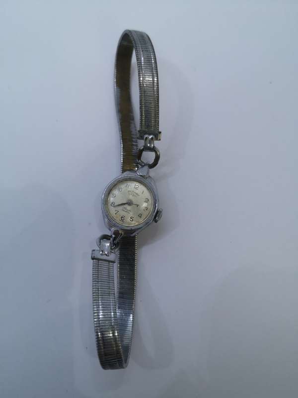 Old Rotary ladies wristwatch - untested