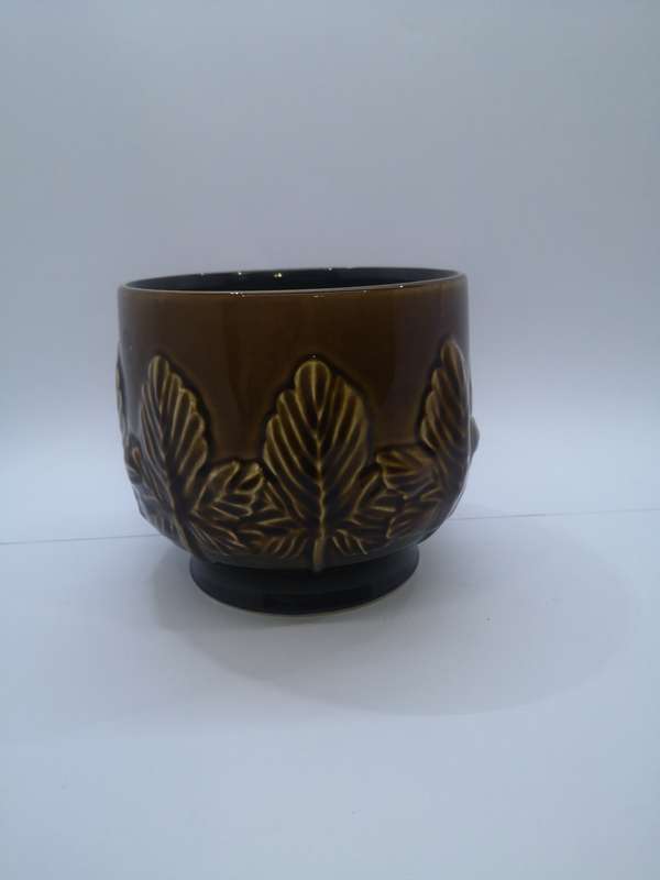 Sylvac planter - made in England