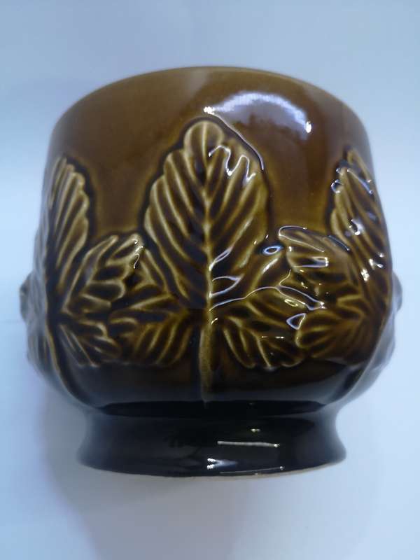 Sylvac planter - made in England