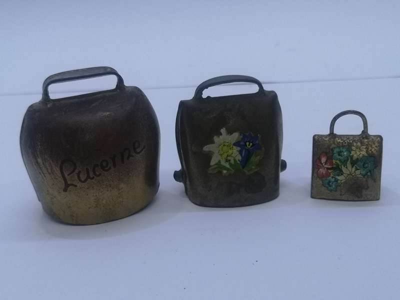 Set of 3 cow bells - small