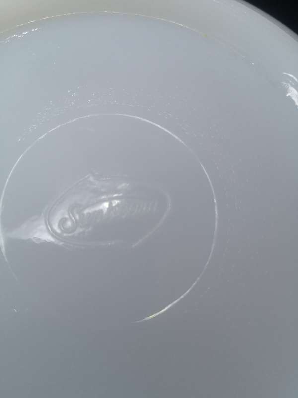 Set of Sunbeam Milk glass mixing bowls