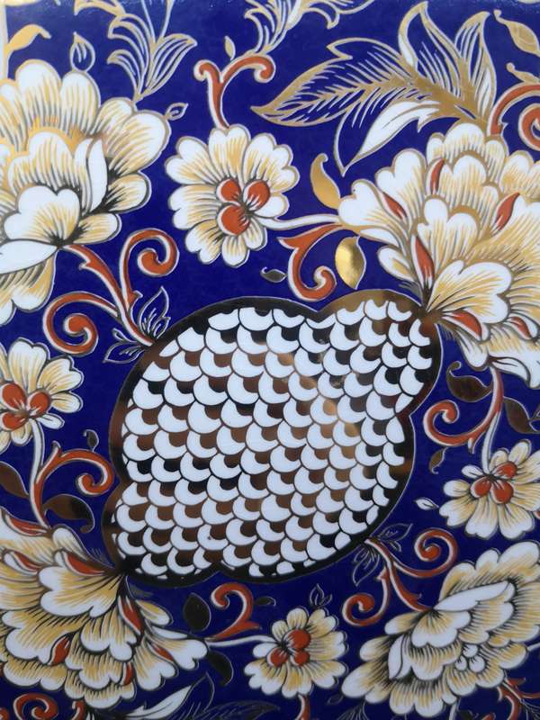 Big ceramic plate Lambrou Bros 683 24k gold