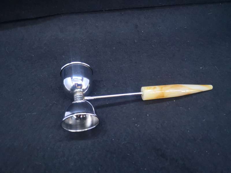 Vintage tot measure