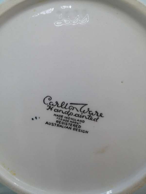 Vintage Carlton Ware Hand painted Austrailian Design