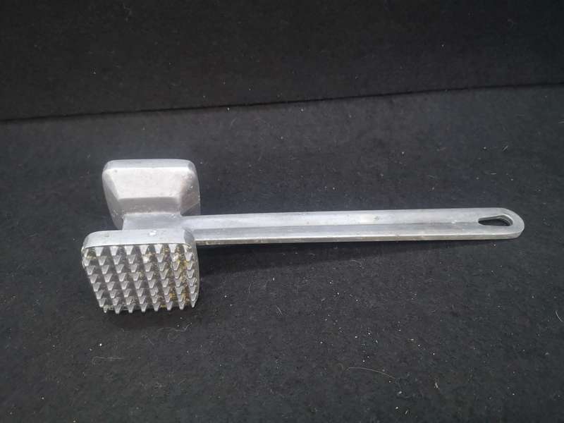 Meat tenderizer/Steak Mallet
