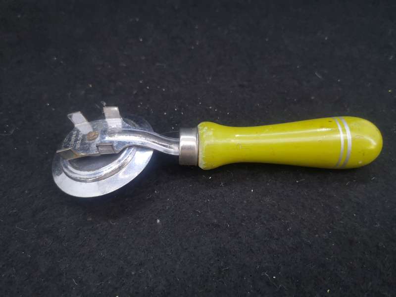 Nutbrown dough roller