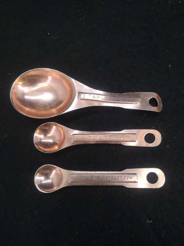 Copper measuring spoons