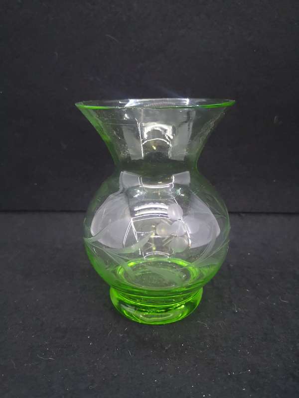Vase - green glass