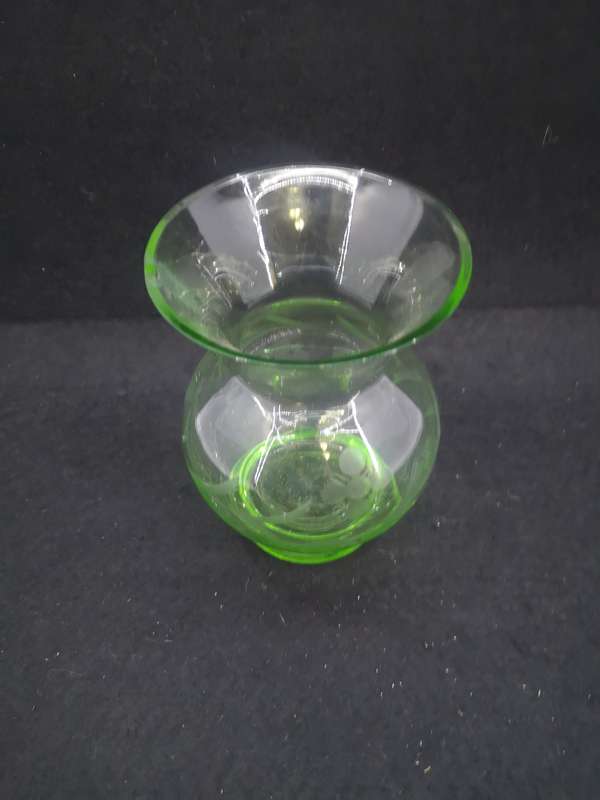 Vase - green glass
