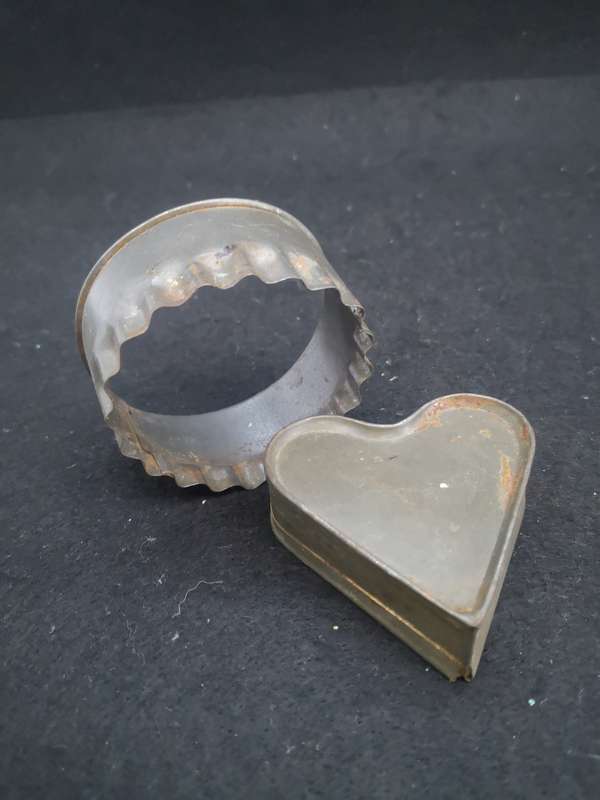 Cookie cutter