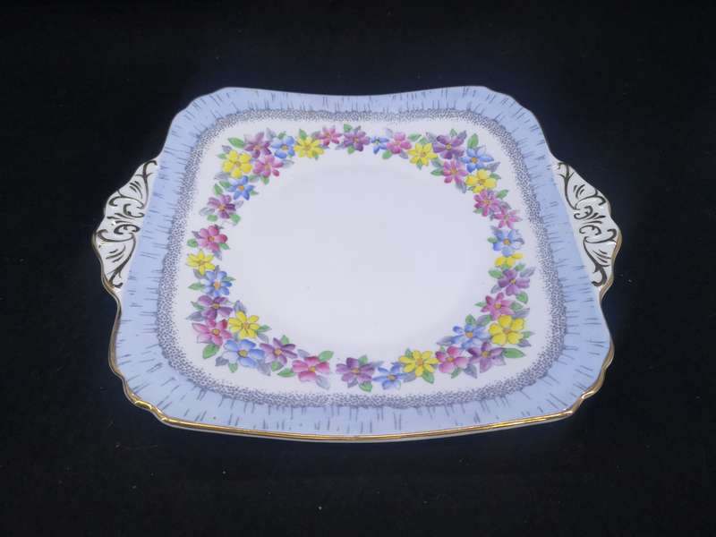 Stunning Vintage Foley floral cake plate