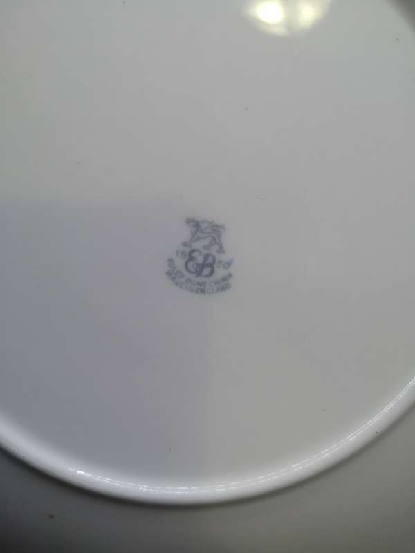 Stunning Vintage Foley floral cake plate