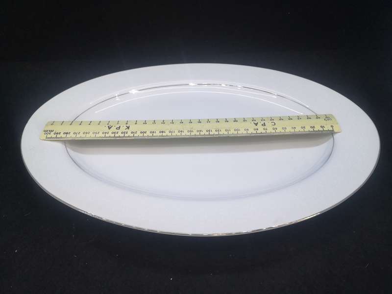 Oval platter Silver lace fine china Japan