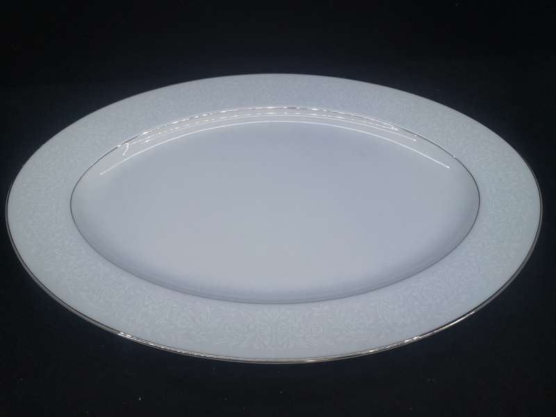 Oval platter Carlton fine china Japan