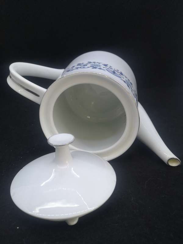 Noritake tea pot - Royal blue - Nippon Toki Kaisha Japan