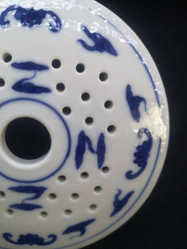 Incense holder