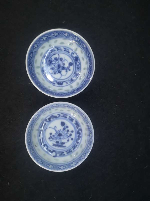 Blue flower bowls - small