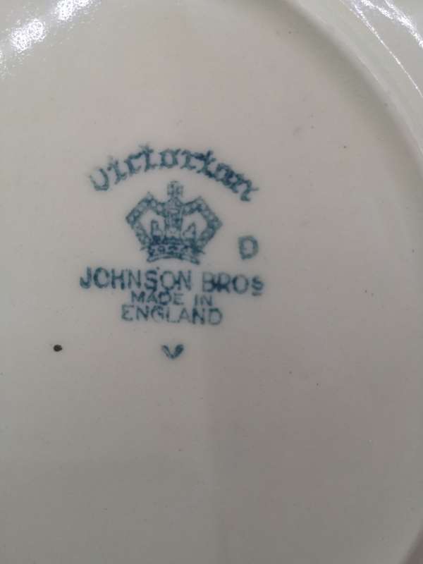 Johnson Bros cake plate
