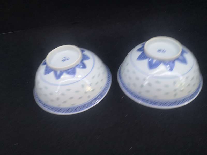 2 Rice bowls