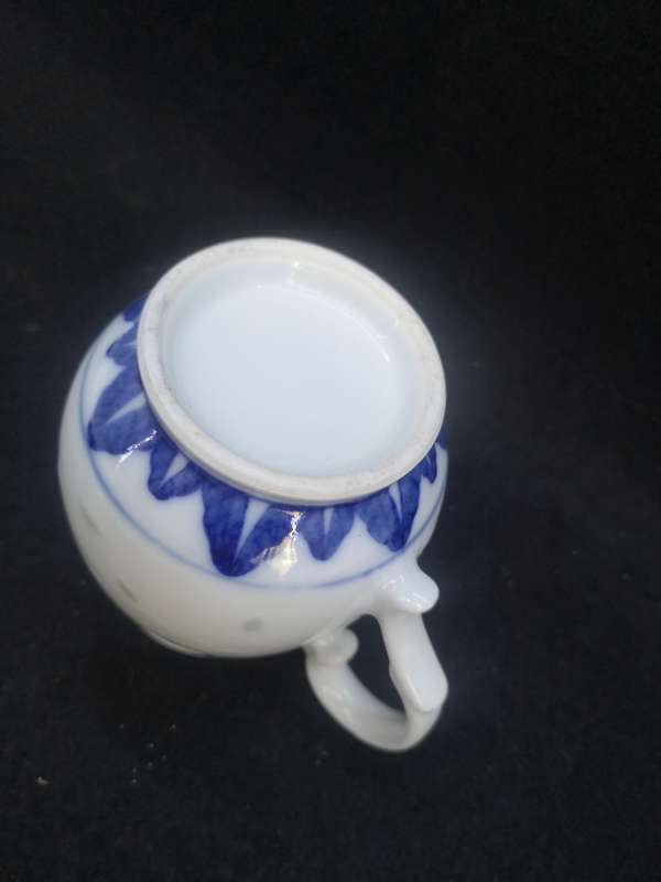 Milk jug Rice grain