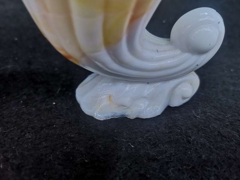 Vintage Akro agate glass items - note condition