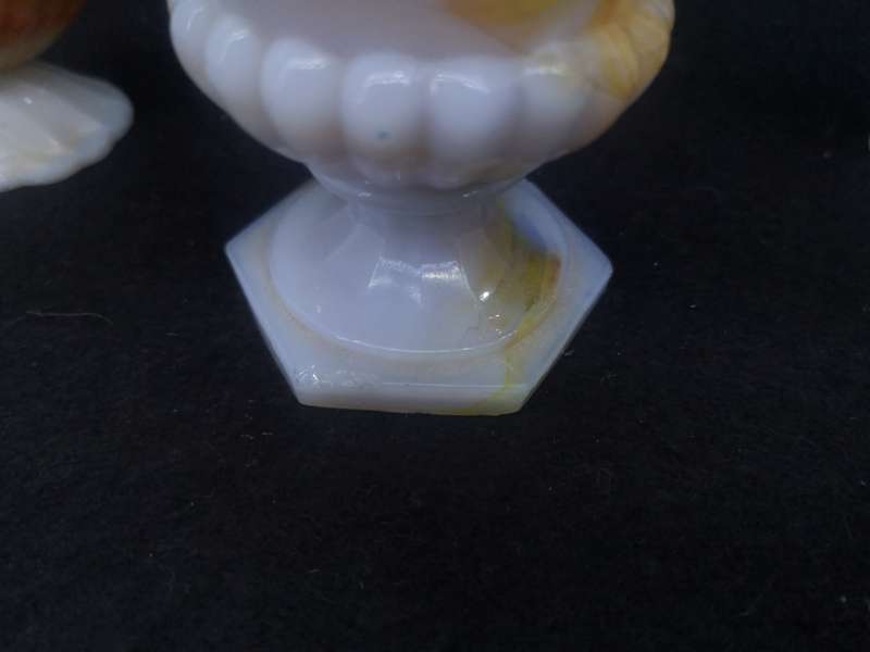 Vintage Akro agate glass items - note condition