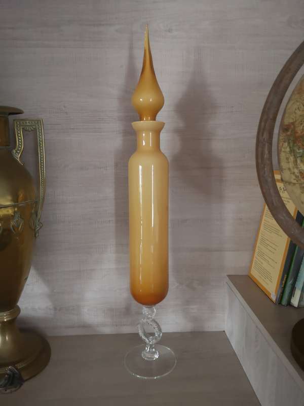 Butterscotch Genie bottle in perfect condition