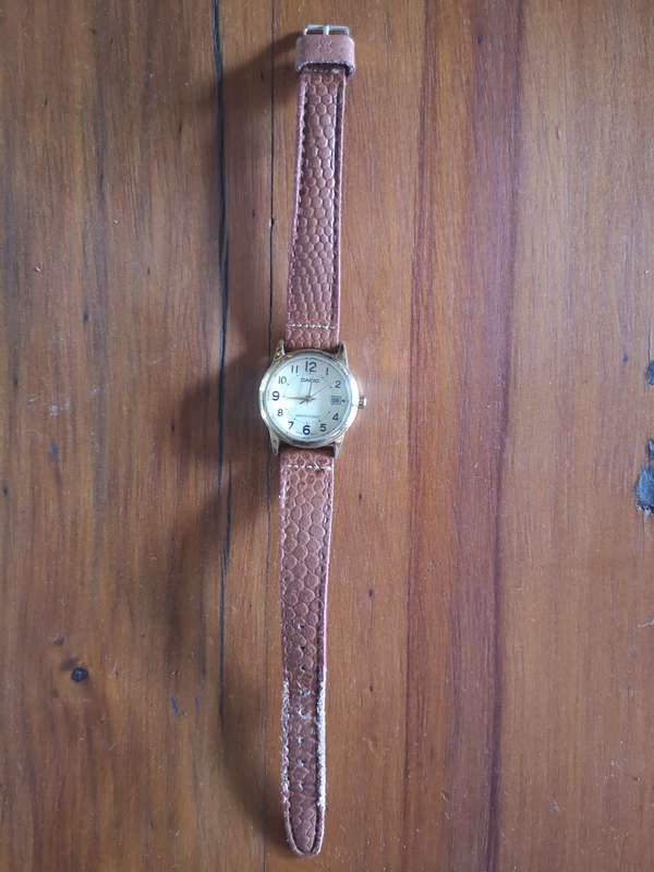 Casio ladies watch  keeps perfect time - strap was replaced see last photos