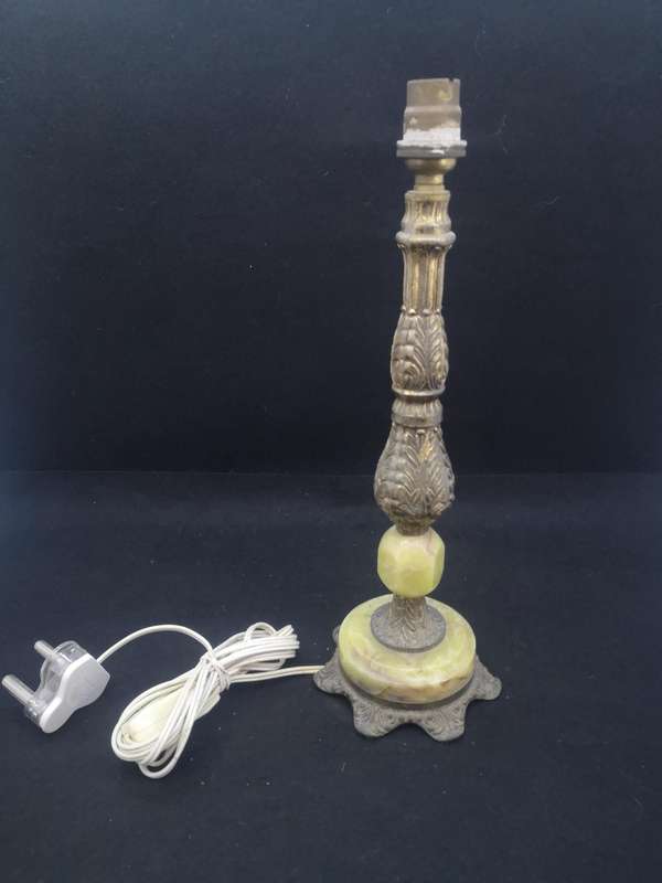 Lamp base