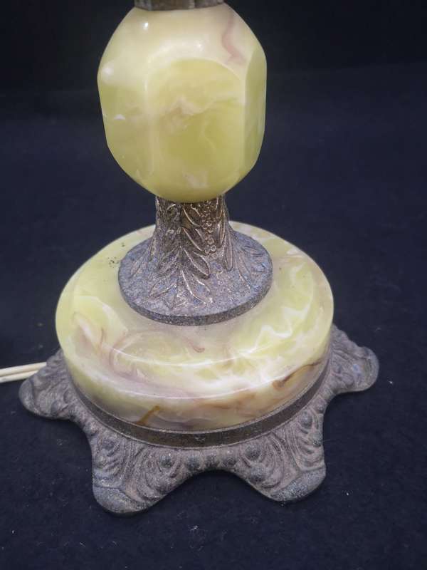 Lamp base