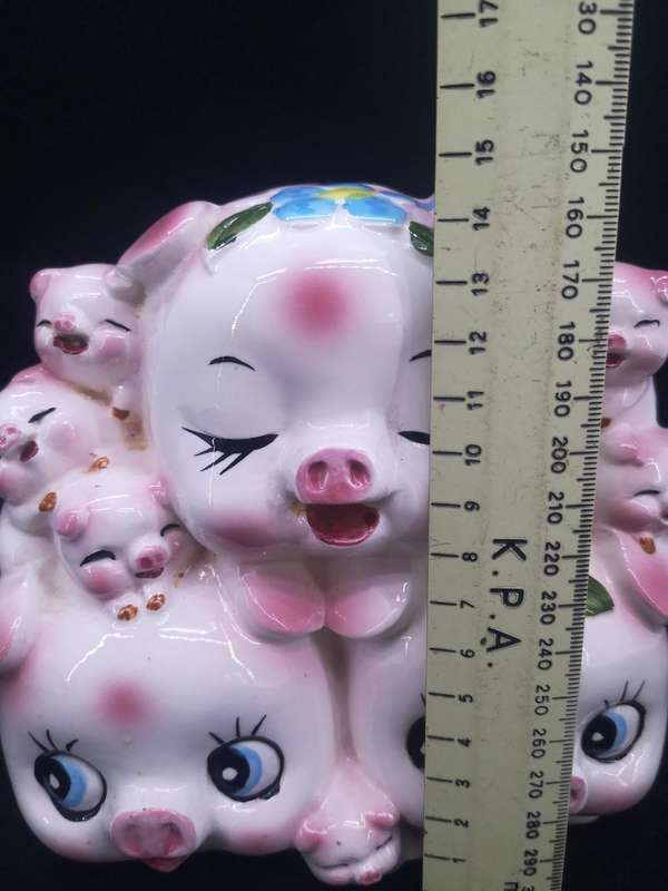 Cute ceramic piggy bank
