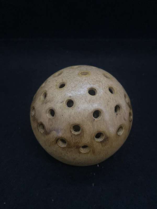Clay flower frog