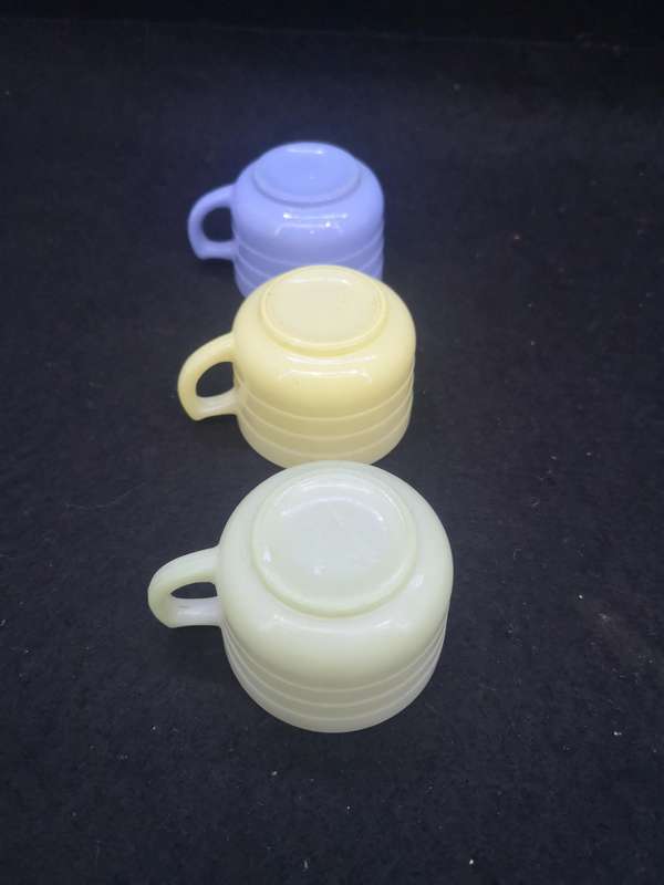 Vintage Hazel Atlas pastel children's tea set fillers