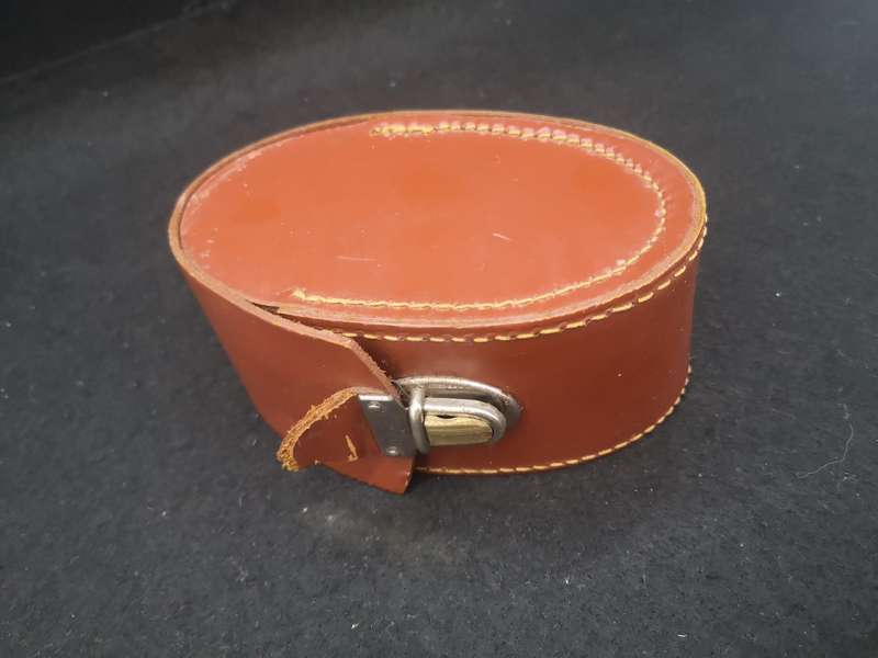 Vintage leather Vantage hide England cased clothes brush