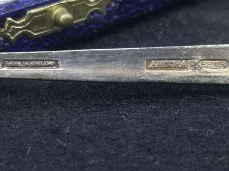 Angora teaspoons