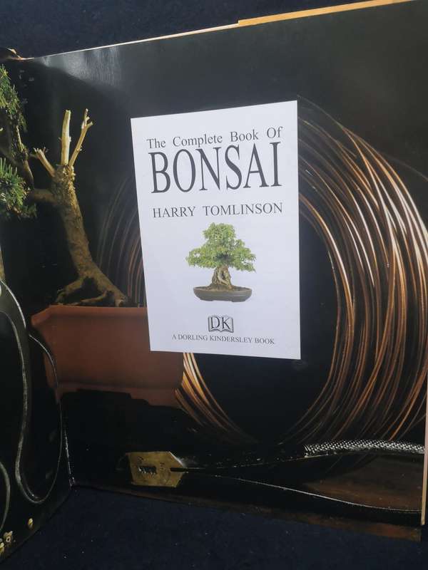 The complete book of Bonsai Harry Tomlinson