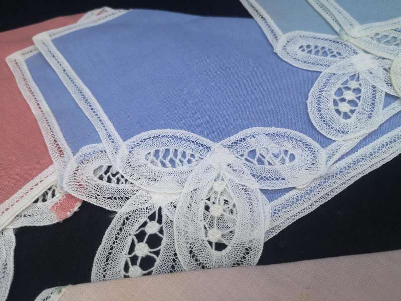 Fabric serviettes /napkins