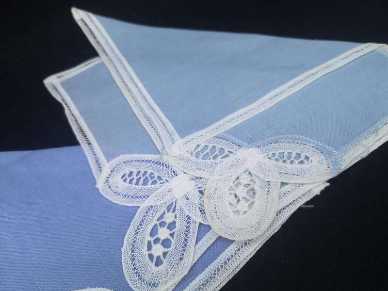 Fabric serviettes /napkins