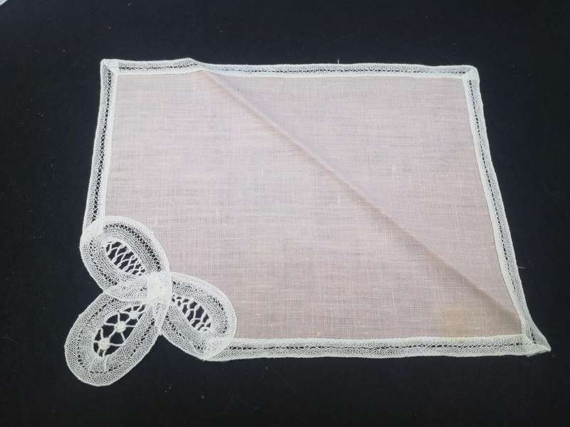 Fabric serviettes /napkins