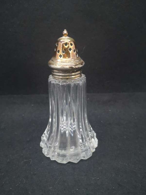 Vintage glass sugar/dusting powder shaker