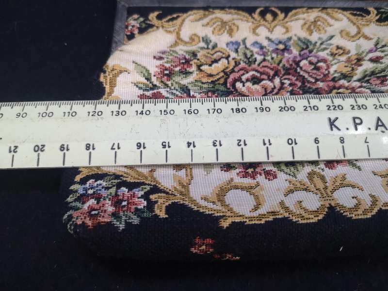 Vintage tapestry kiss lock purse