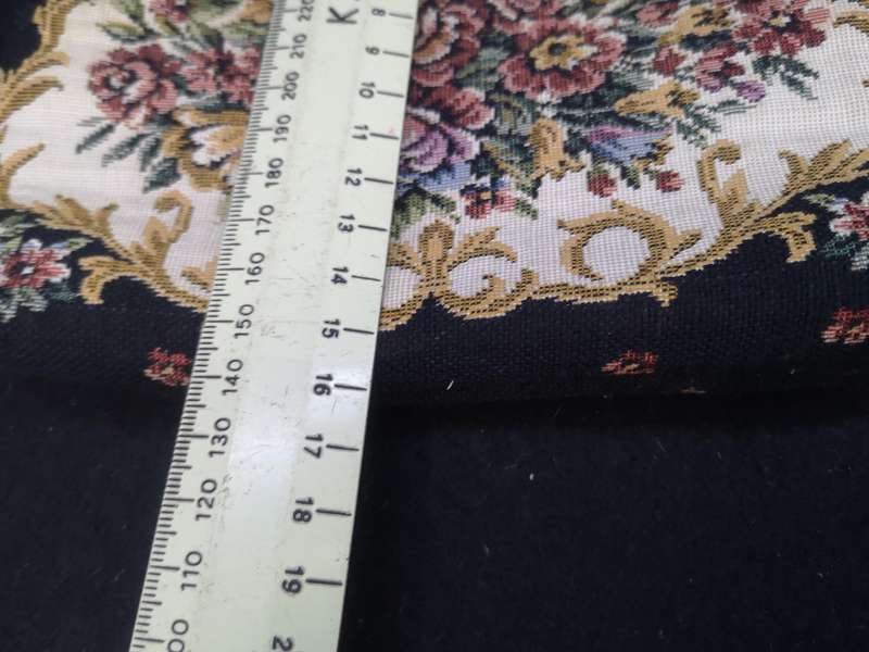 Vintage tapestry kiss lock purse